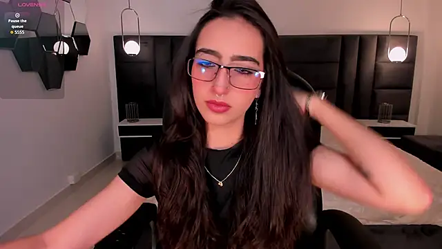 LarisaSmirnov online show from March 7, 5:03 am