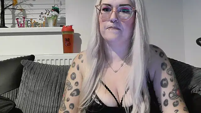 Sizzling Indie36 online show from October 23, 6:03 pm