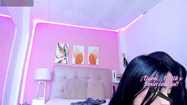 Molly h0t online show from April 24, 12:41 pm