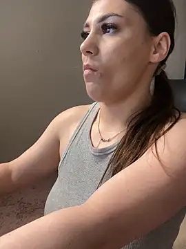 Natasha Cameron22 online show from April 24, 8:22 pm