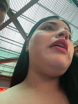 pareja curiosa19 online show from April 22, 10:51 pm
