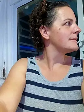 emiliemilf online show from March 8, 5:55 am