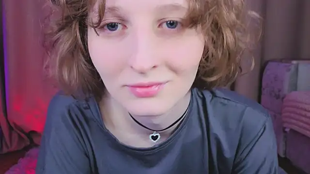 c0ralynx online show from April 24, 12:30 pm