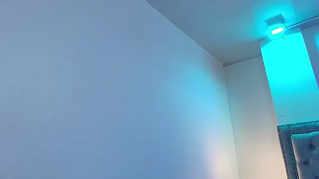 Lia adamsss online show from April 21, 3:24 am