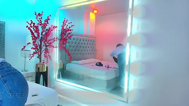 Lia adamsss online show from April 24, 4:15 am