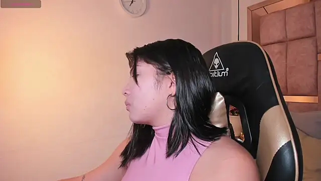 abby roux online show from April 22, 4:20 am