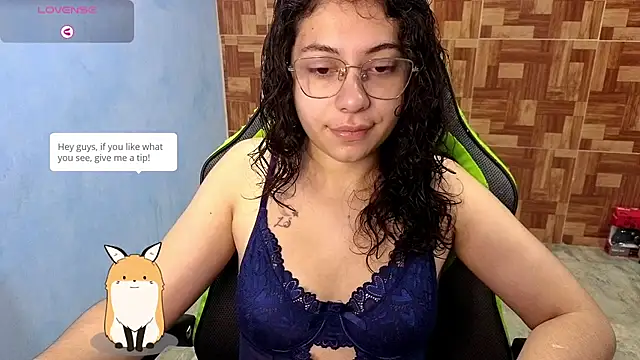 Snapshot of Mabbaldama chatting on October 31, 10:19 am Mabbaldama online show from October 31, 10:19 am