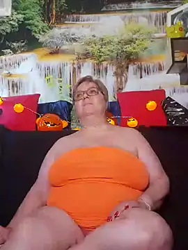 QueenPammy1 online show from October 31, 12:09 pm