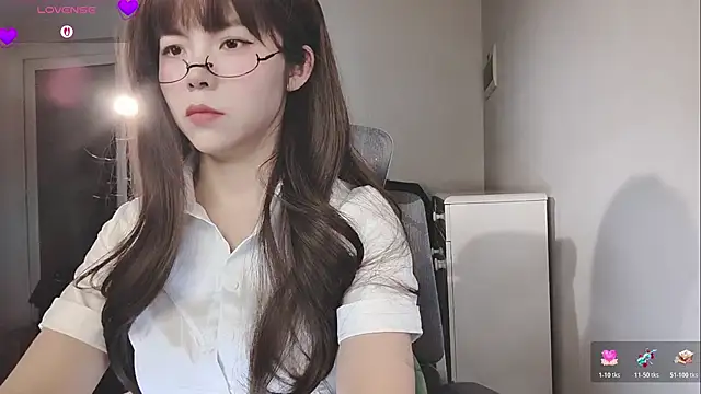 MIAOMIAO BABY online show from April 26, 4:27 pm