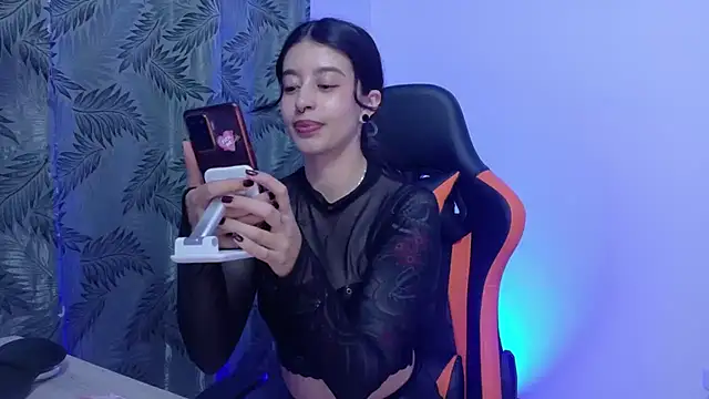 Misscarolsph online show from May 16, 8:41 pm