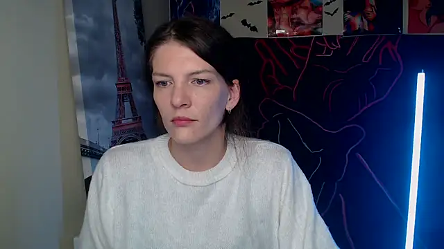 Snapshot of VanessaRey_ chatting on October 9, 5:17 pm VanessaRey online show from October 9, 5:17 pm
