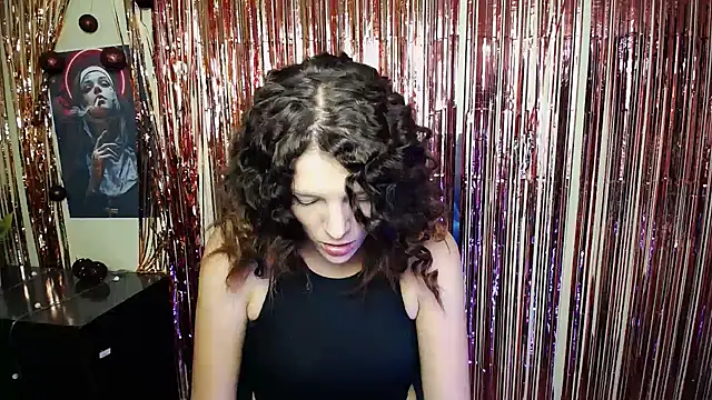 Snapshot of VanessaRey_ chatting on October 6, 6:30 am VanessaRey online show from October 6, 6:30 am