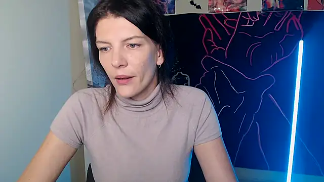 Snapshot of VanessaRey_ chatting on October 11, 6:51 am VanessaRey online show from October 11, 6:51 am