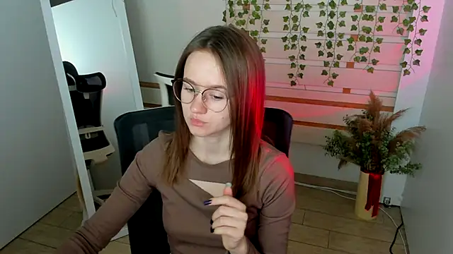 Snapshot of Catherine_e chatting on September 27, 12:12 pm Catherine e online show from September 27, 12:12 pm
