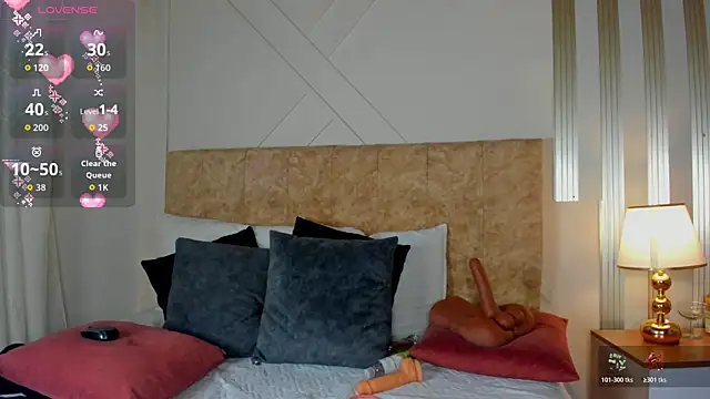 angelinarouse  online show from November 8, 4:39 am