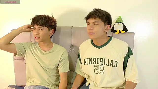 Ethan Westt online show from November 25, 3:20 am