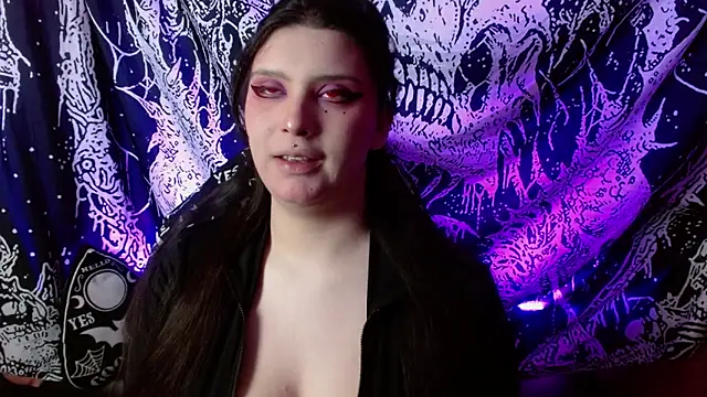 mikaskullcs online show from April 26, 5:21 pm