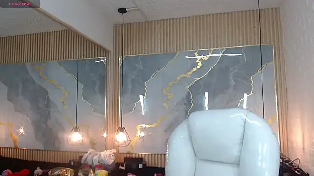 nei girl online show from April 28, 12:20 pm