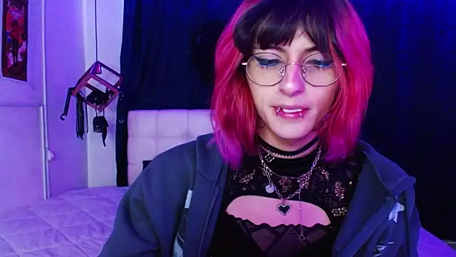 goth minerva online show from November 3, 1:26 pm