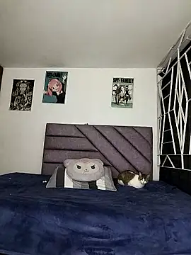 KARINNA  RAVEN online show from April 24, 11:18 pm