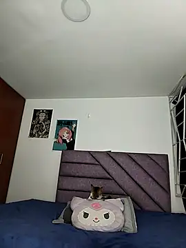 KARINNA  RAVEN online show from April 21, 12:47 am