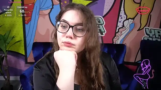 LuxSopphia online show from October 17, 5:43 am