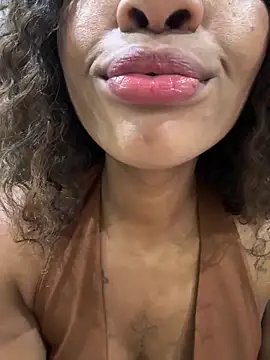 Angel tammy online show from June 9, 8:41 pm