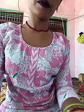 Snapshot of Eshna_Dabral chatting on September 22, 6:45 am Eshna Dabral online show from September 22, 6:45 am