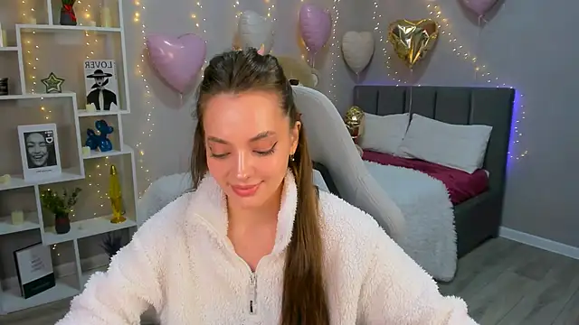 MelanieAlves online show from February 19, 6:29 pm