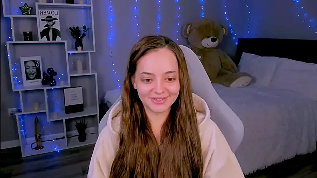 MelanieAlves online show from April 25, 2:36 pm