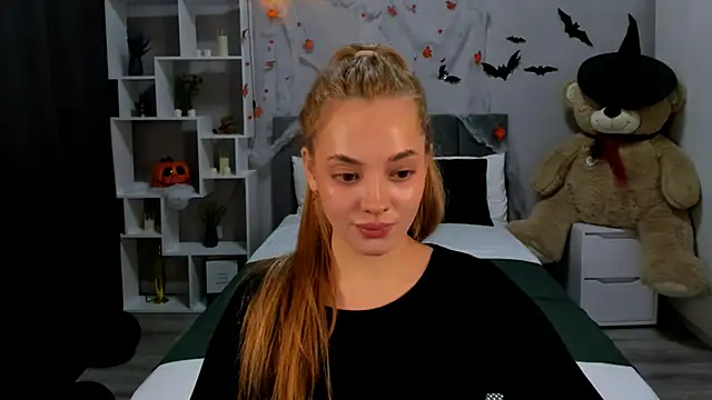 MelanieAlves online show from November 5, 7:19 pm