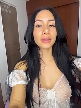 ArianaReynoldss online show from February 9, 9:50 pm