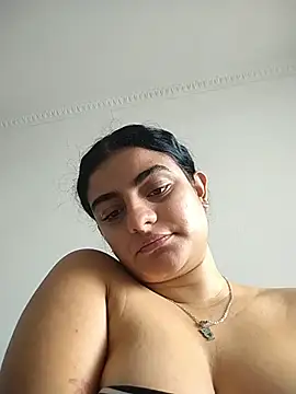 carlafox05 online show from February 6, 4:10 pm