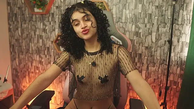 bonniie 98  online show from April 23, 8:33 pm