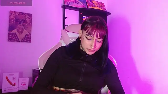 SharaRoss1 online show from April 22, 5:59 am