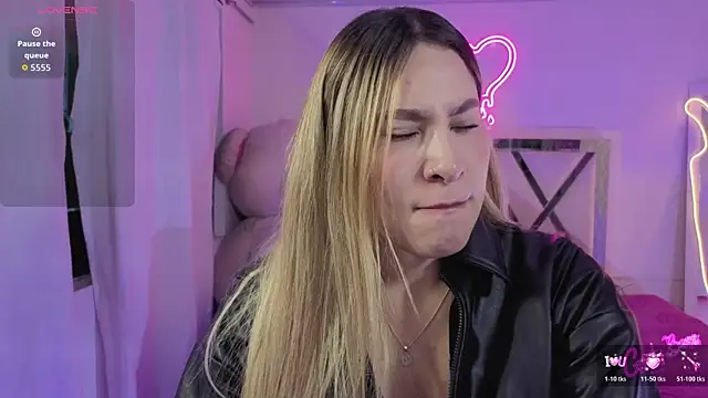 saaya tay online show from April 18, 3:20 am