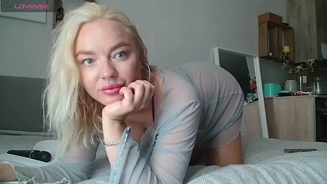 Eva   forever online show from July 7, 6:47 am