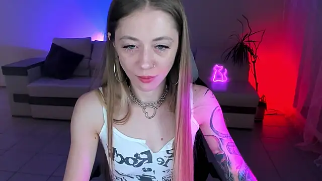 SweetMeeow online show from December 4, 2:36 am