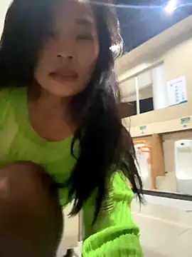 AiBanana online show from December 1, 7:38 pm