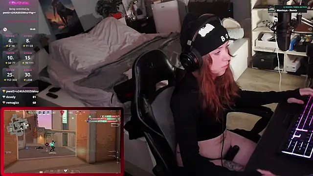 Horny Makima online show from October 24, 10:22 am