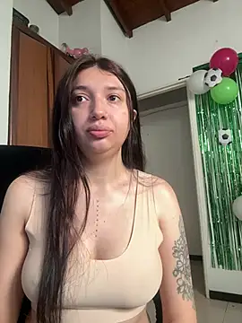 Mia  Gray online show from June 11, 4:15 pm