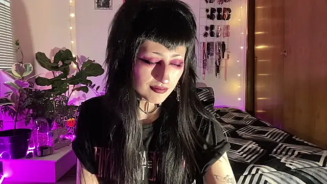 ELENA UMBRA online show from February 12, 9:49 pm