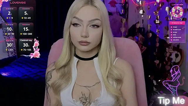 LinaLirian online show from June 9, 10:47 am