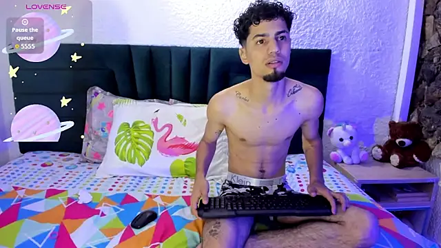 JennMuriel  online show from September 26, 1:20 pm