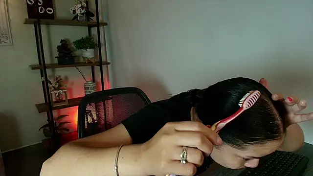  Victoria Collins online show from June 12, 11:18 am