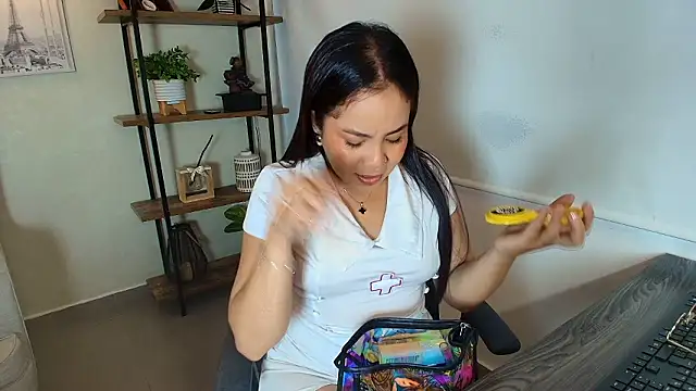  Victoria Collins online show from March 25, 11:57 am