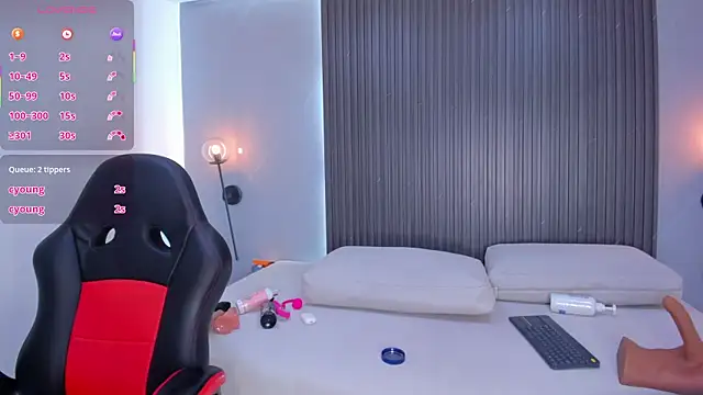 ciara blake online show from October 18, 7:59 pm