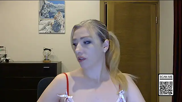 Wild Silk Desire online show from November 11, 3:20 pm