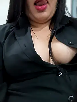 hotCOUPLEPETRA online show from November 24, 2:19 pm