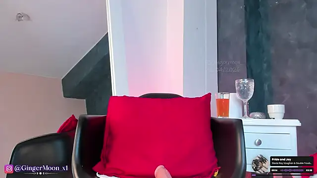 GingerMoon  online show from April 22, 7:00 pm